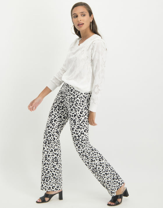 Erin Easy Pullover | White