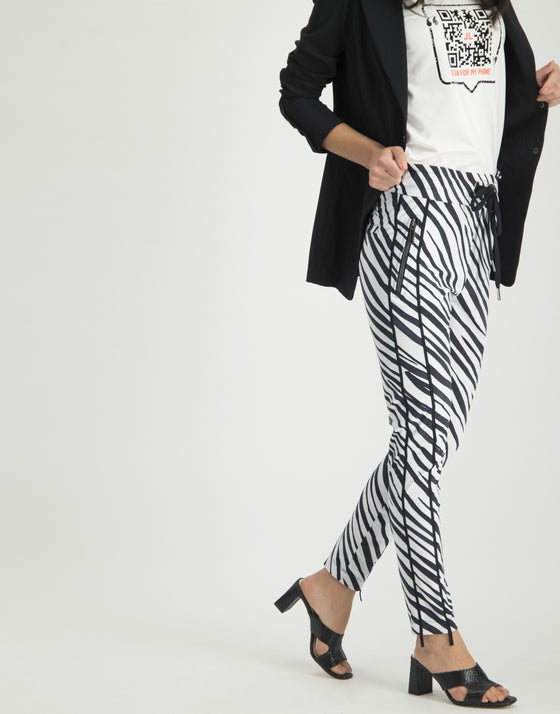 Brigitte Long Blazer | Black