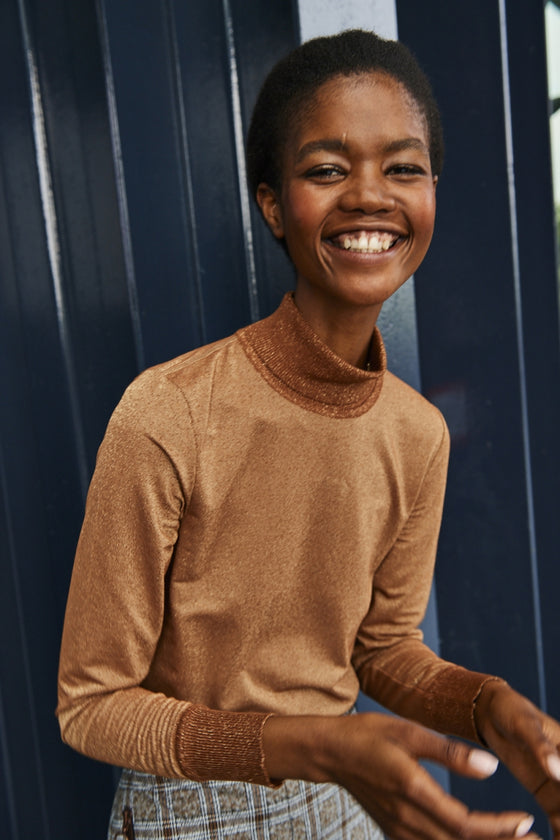 Josh Roll Neck | Tobacco