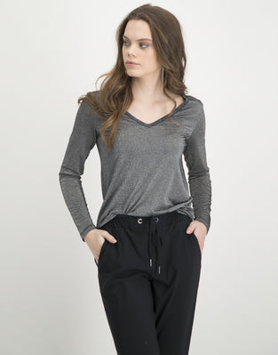 Grace V-Neck | Black