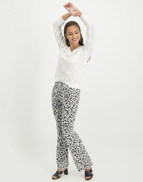 Erin Easy Pullover | White